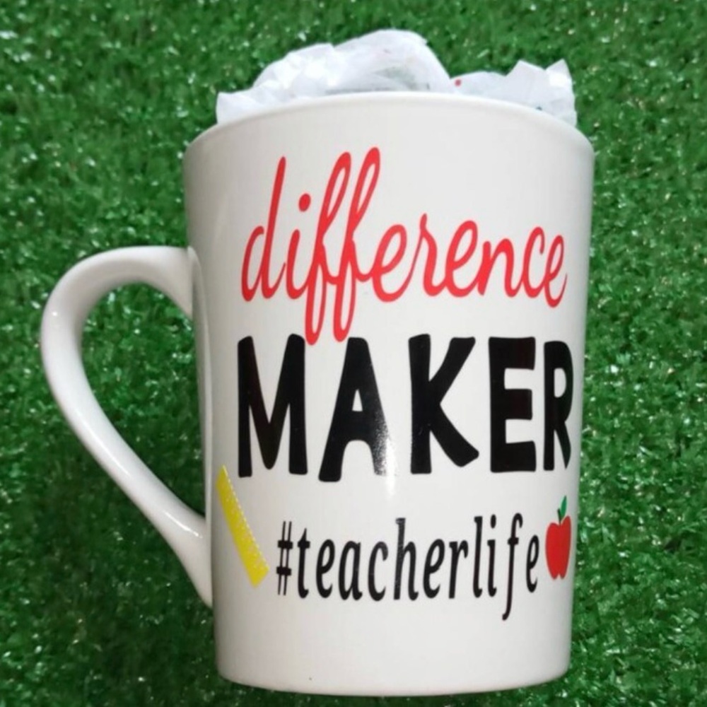 Teacher Difference Maker Mug with Red Apple and Ruler Design